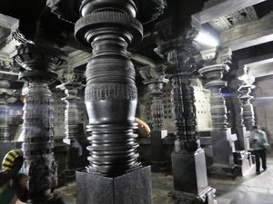 Halebid - Hoysaleswara Temple (41)