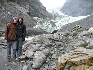 Barrie and a rather tall Marieke at the Franz Josef Glacier