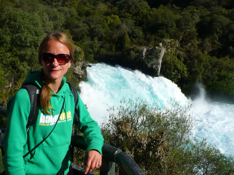 Marieke with the Huka Falls behind - really impressive (the falls, that is)