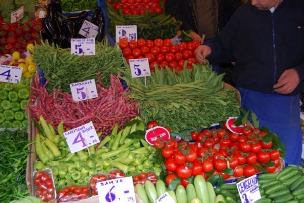 Fresh vegetables on Hasircilar Caddesi