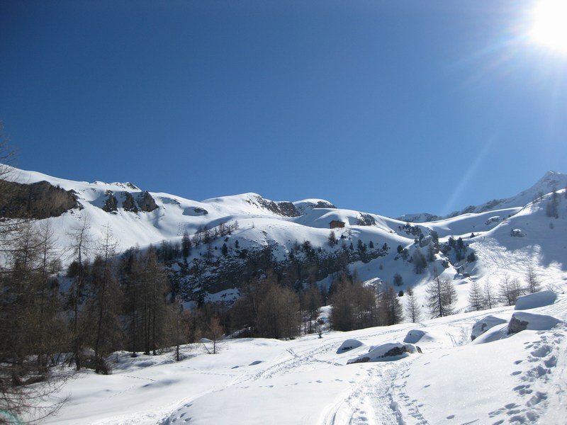 Snowshoe hiking in the Champsaur Valley