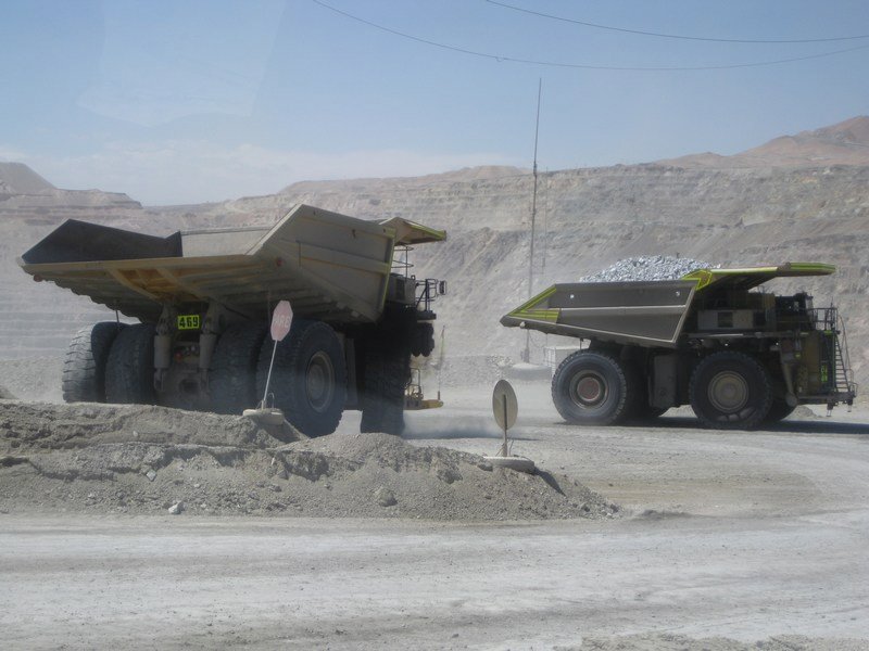 A ballet of mining trucks - obey the signs or else!