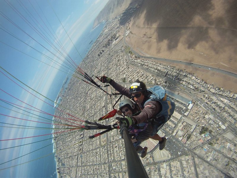 Paragliding in Iquique
