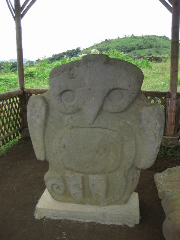 Ornithomorphic San Agustin statue