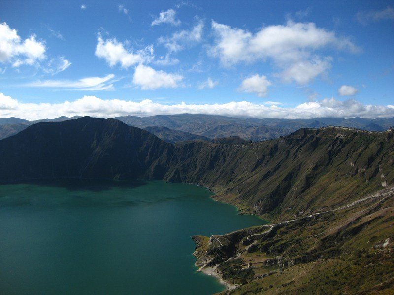 Laguna Quilotoa in the early morning