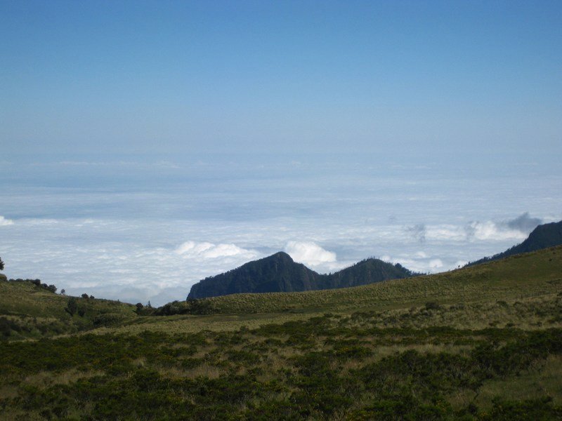 Above the clouds - riding from Chugchilán to Sigchos