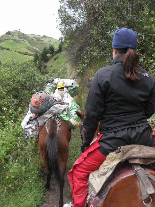 Riding out of Guarguallá