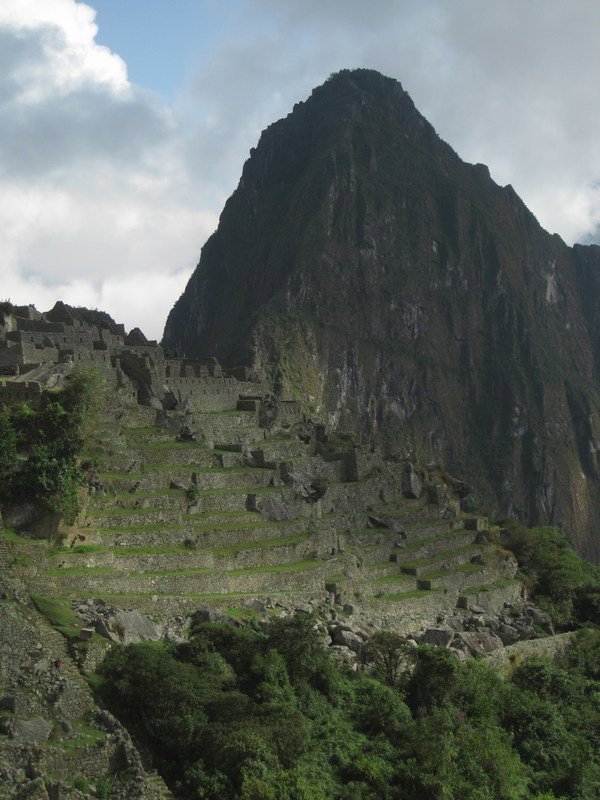 Machu Picchu, Wayna Picchu in the background