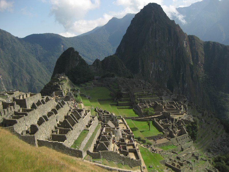 Machu Picchu, Wayna Picchu in the background