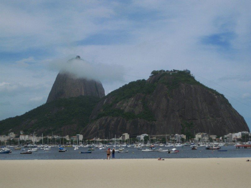 Morro da Urca and Pão de Açúcar from Botafogo beach