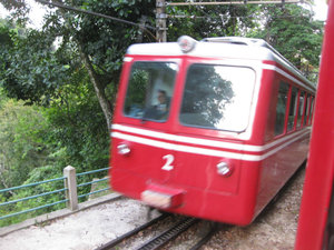 Rack and pinion train up to Corcovado