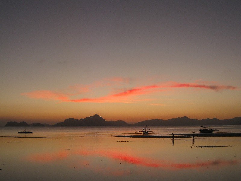 Sunset over the Bacuit Archipelago, El Nido