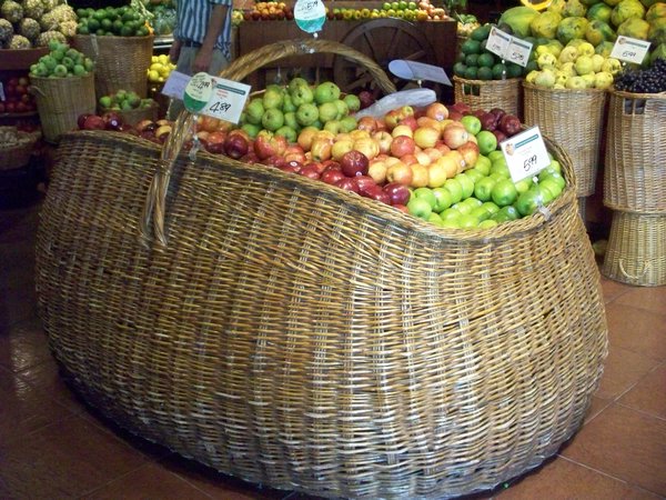 Fruit basket, gourmet market