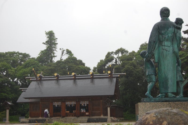 Matsue statue