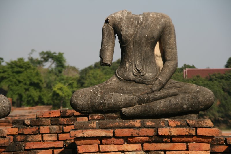 Headless Buddha