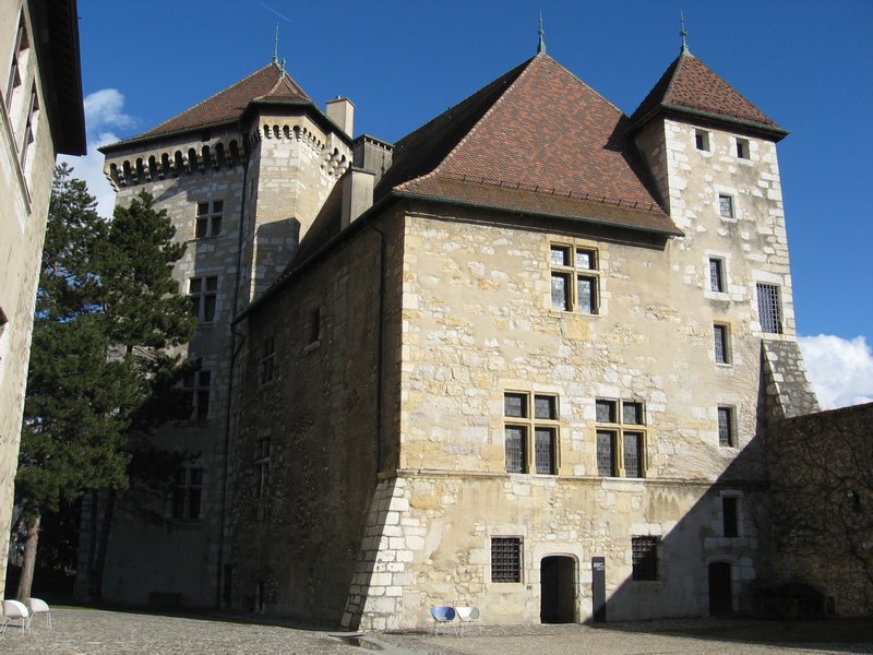 6 Annacy Chateau
