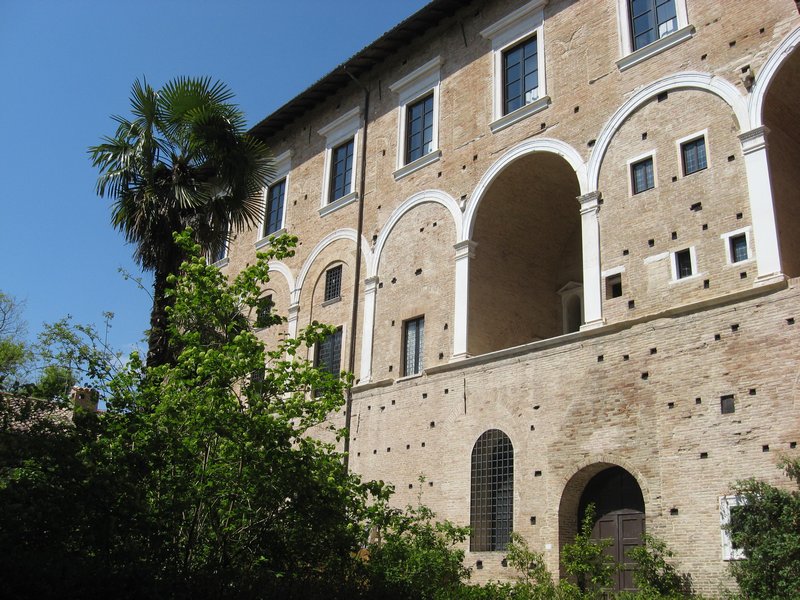 14 Urbino - Ducal Palace