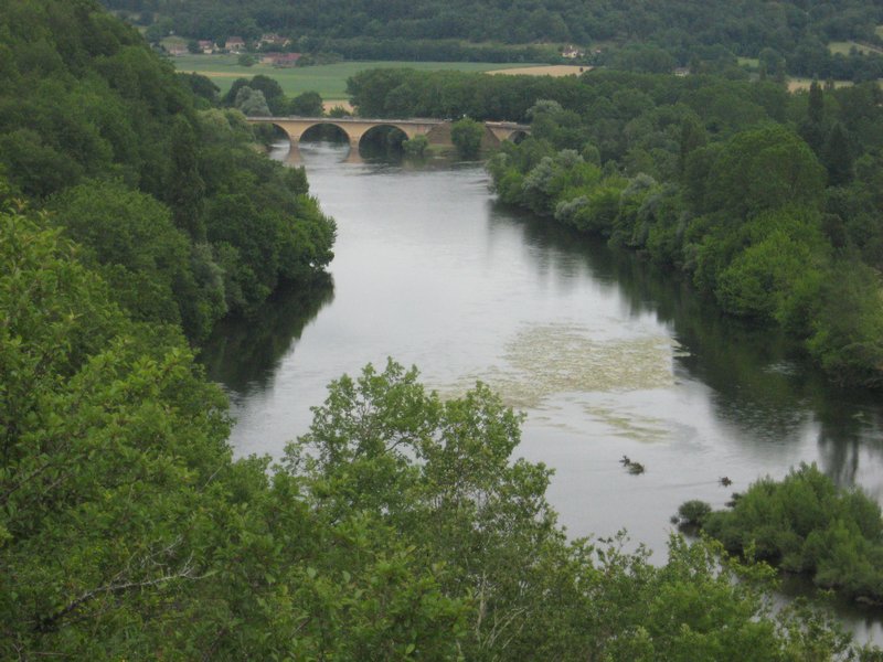 3 Dordogne River towards Limeui