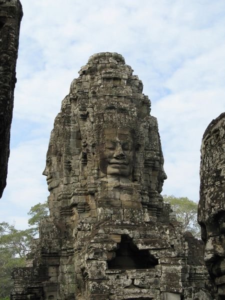 Four sided buddah head