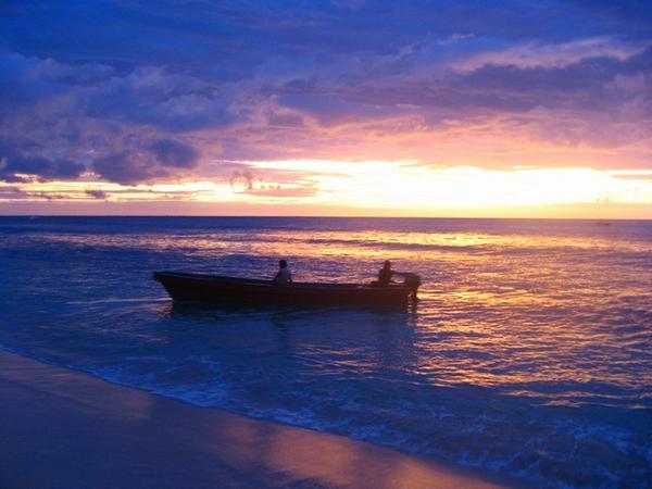 Boat at Sunset, The Beach, Octopus Resort, Waya Island