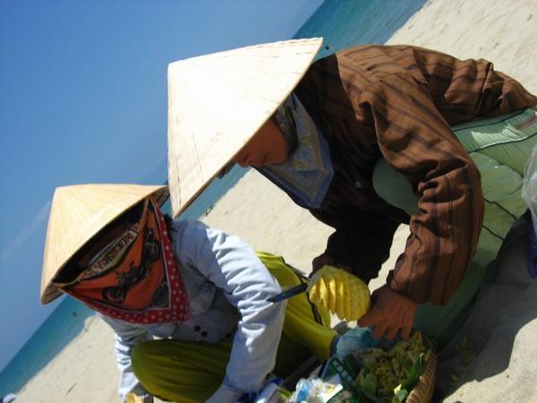 Fruit sellers at the beach