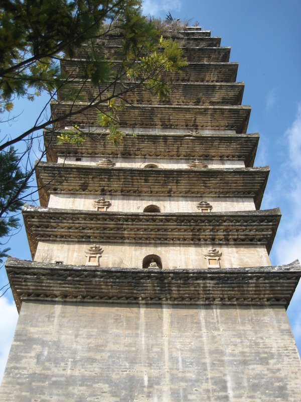 Pagoda, off Jinbi lu, Kunming