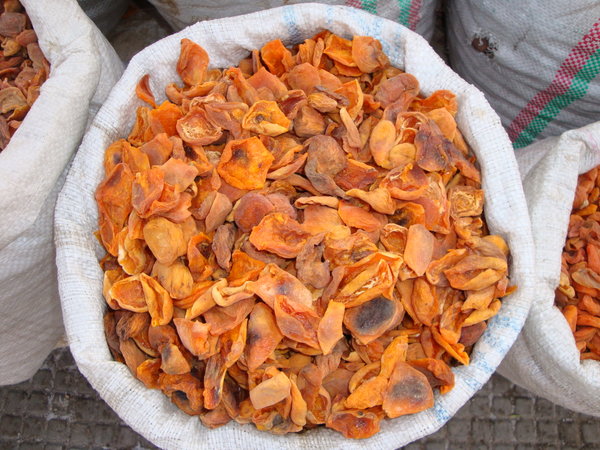 Dried apricots market Leh