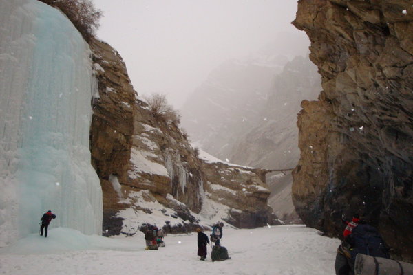 Ice fall near Nyerak