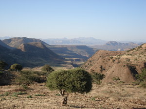 View road Sekota - Axum