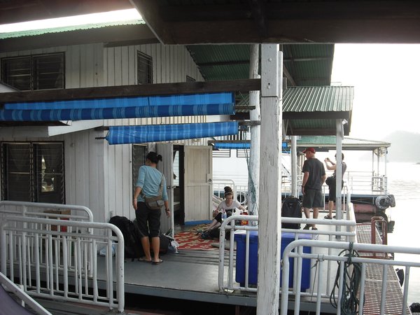 Houseboating - Thai Style