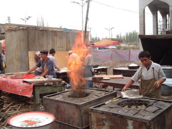 Outdoor cooking, Xin Jiang style!