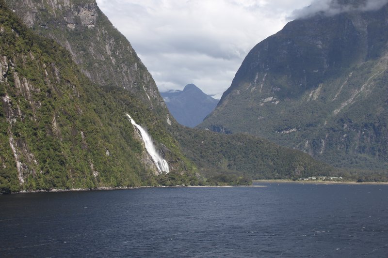 All pics to Milford Sound 1493