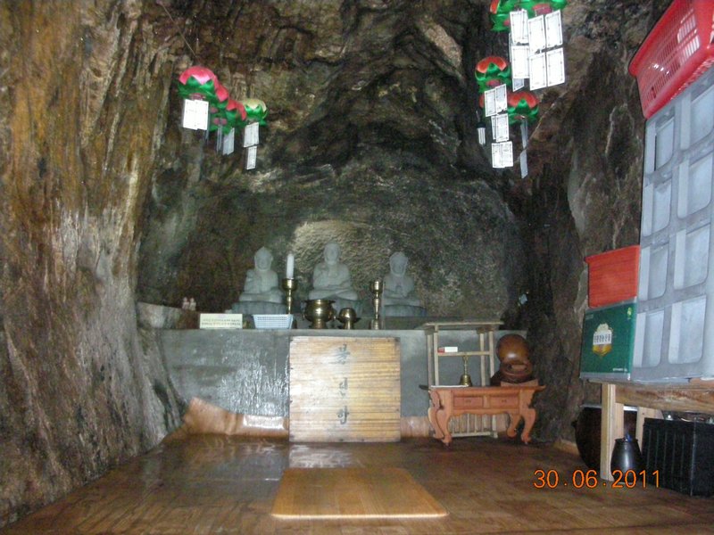 Serroksan National Park - Temple in the cave