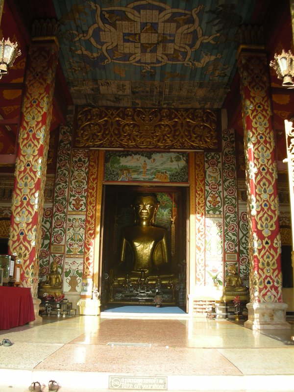 A beautiful Wat by my hotel in Chiang Rai