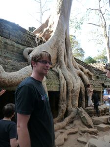 Siem Reap - Ta Prohm. Me and the tree