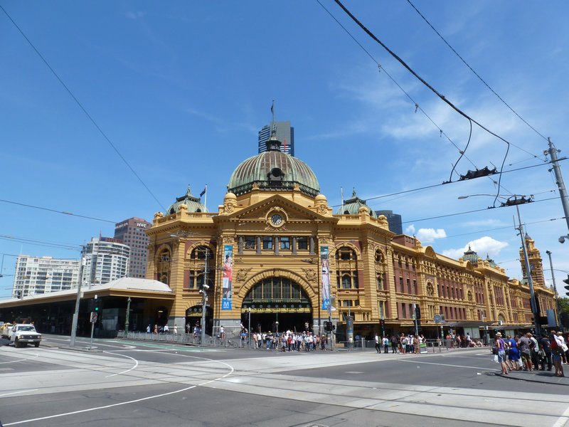Melbourne -  Flinders Street Station