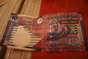 10 Hong Kong Dollar