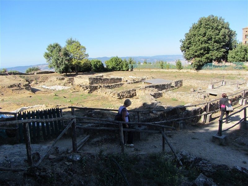 Etruscan Acropolis excavation