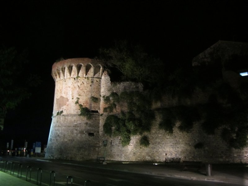 Outer wall at San Gimignano at night