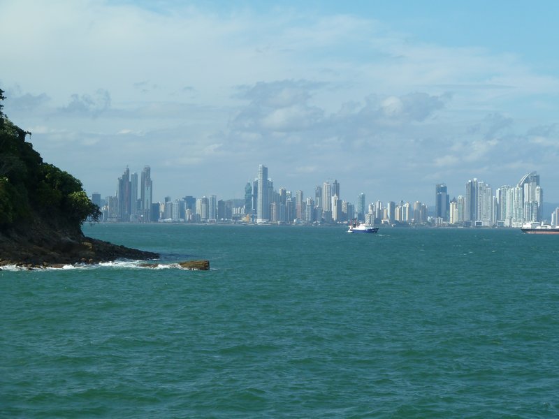 Panamas modern skyline2