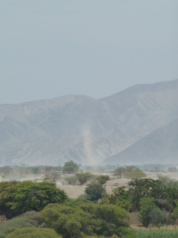 Mini Cyclone, Nazca