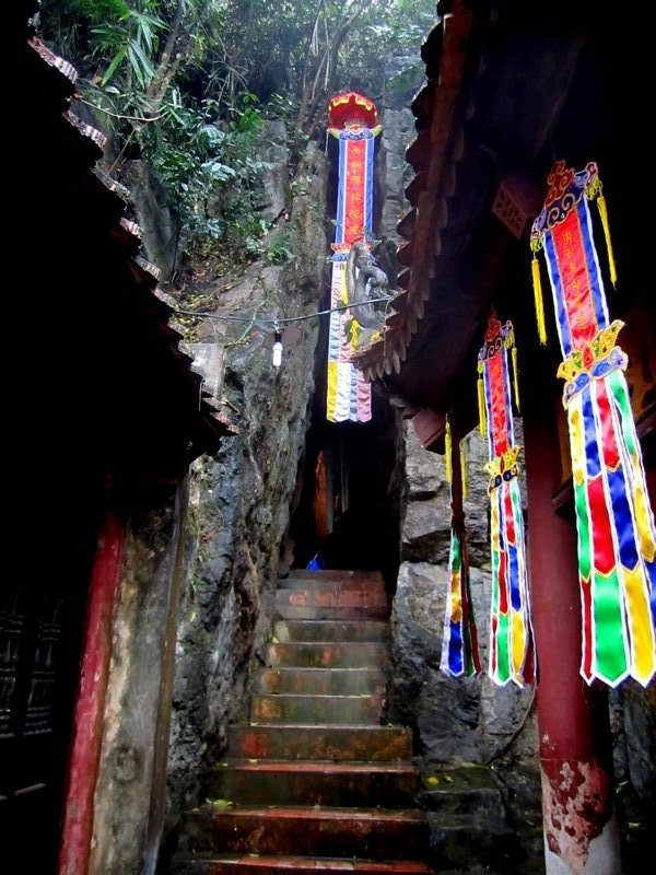 One of several cave pagodas
