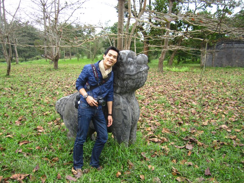 Trung and a LION