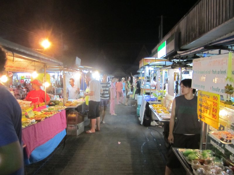 Lamai Night Market mmmm Kebabs