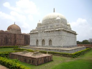 Hoshang Shah's tomb