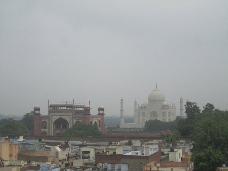 OMG its the freaking Taj Mahal!!!!