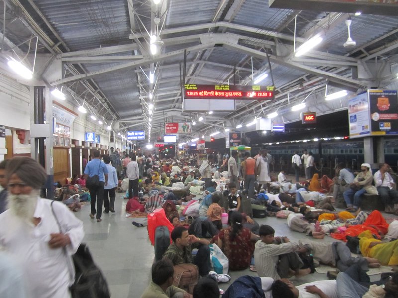 The train station in Agra