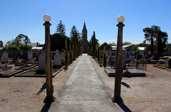 Tanundra Cemetery