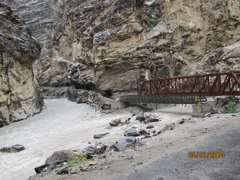 A bridge at Khab: Sutluj - Spiti confluence