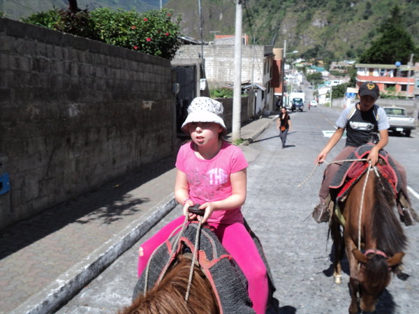 Horseback tour of Baños